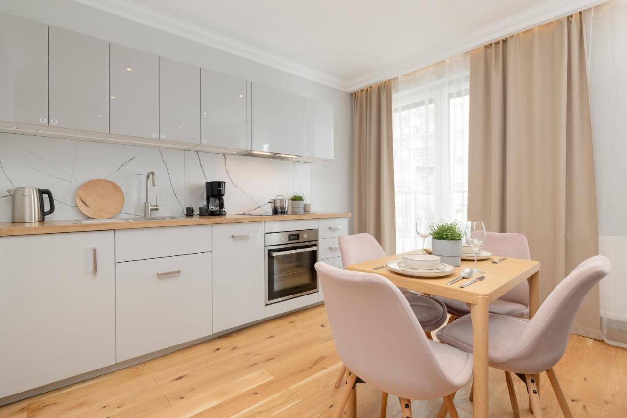Apartament Z Tarasem W Centrum Swinoujscia By Noclegi Renters Świnoujście Exterior foto