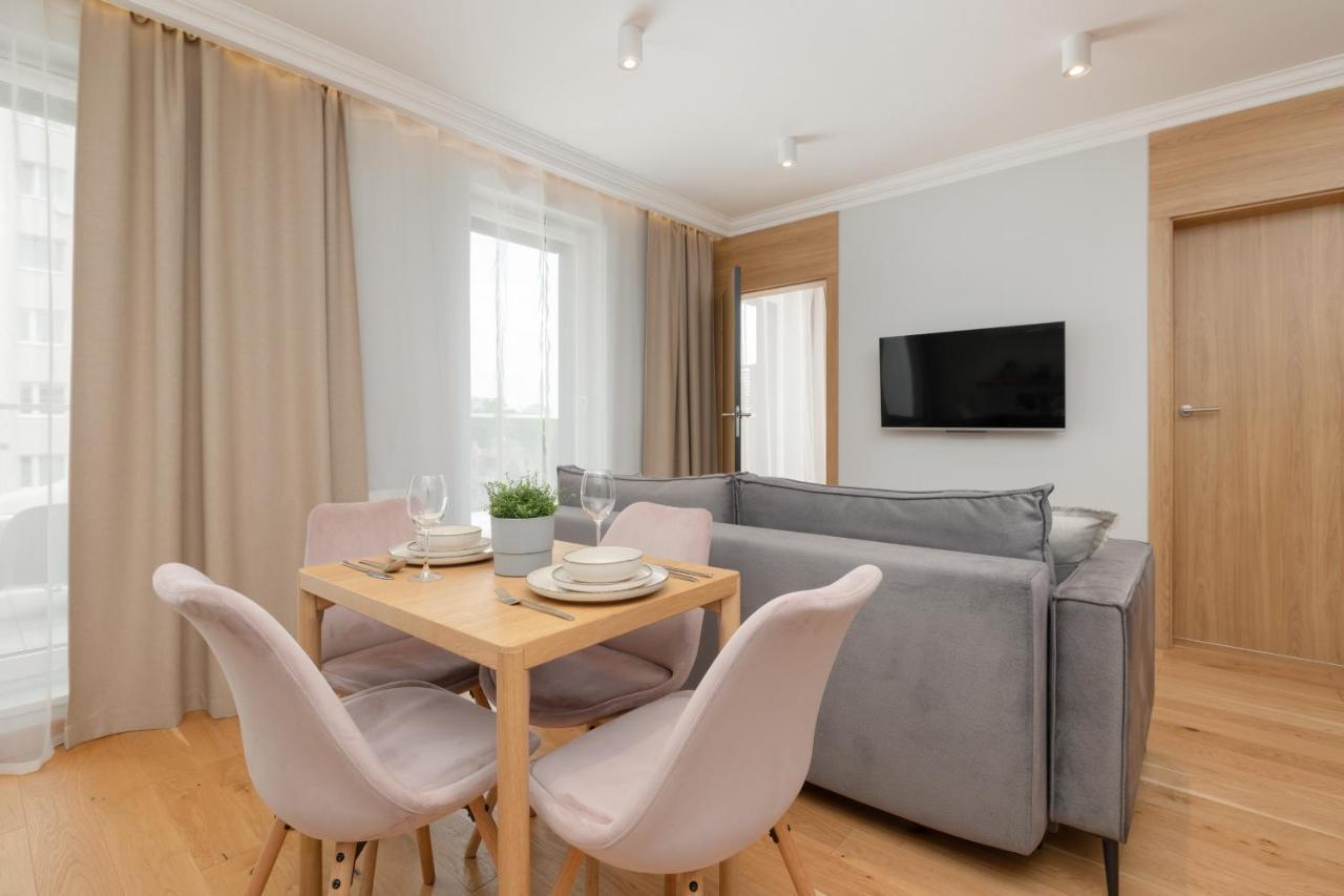 Apartament Z Tarasem W Centrum Swinoujscia By Noclegi Renters Świnoujście Exterior foto
